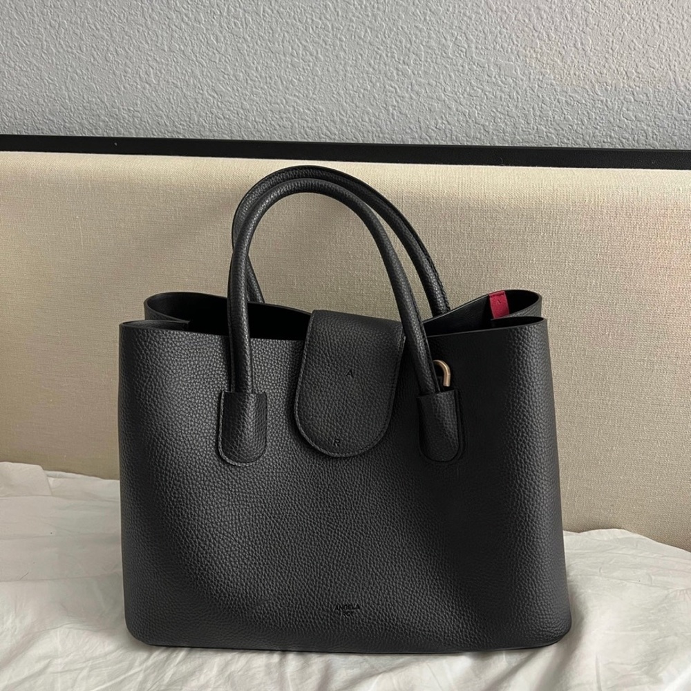 Angela Roi Cher Tote
